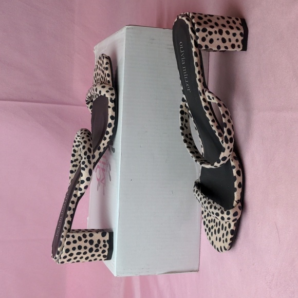 Olivia Miller Carlisle Cheetah Print Thin Double Strap Slide Sandal Heels Size 8 - Picture 1 of 8